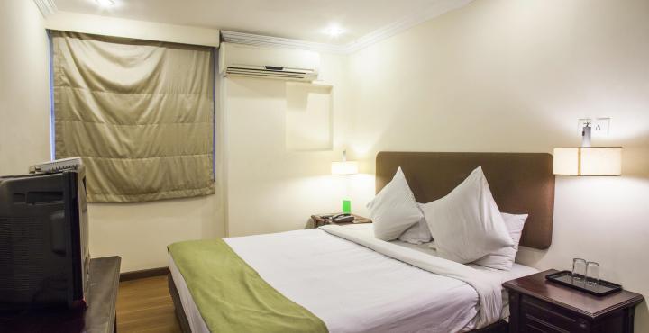 Sandhya Hotel Haïdarabad Extérieur photo