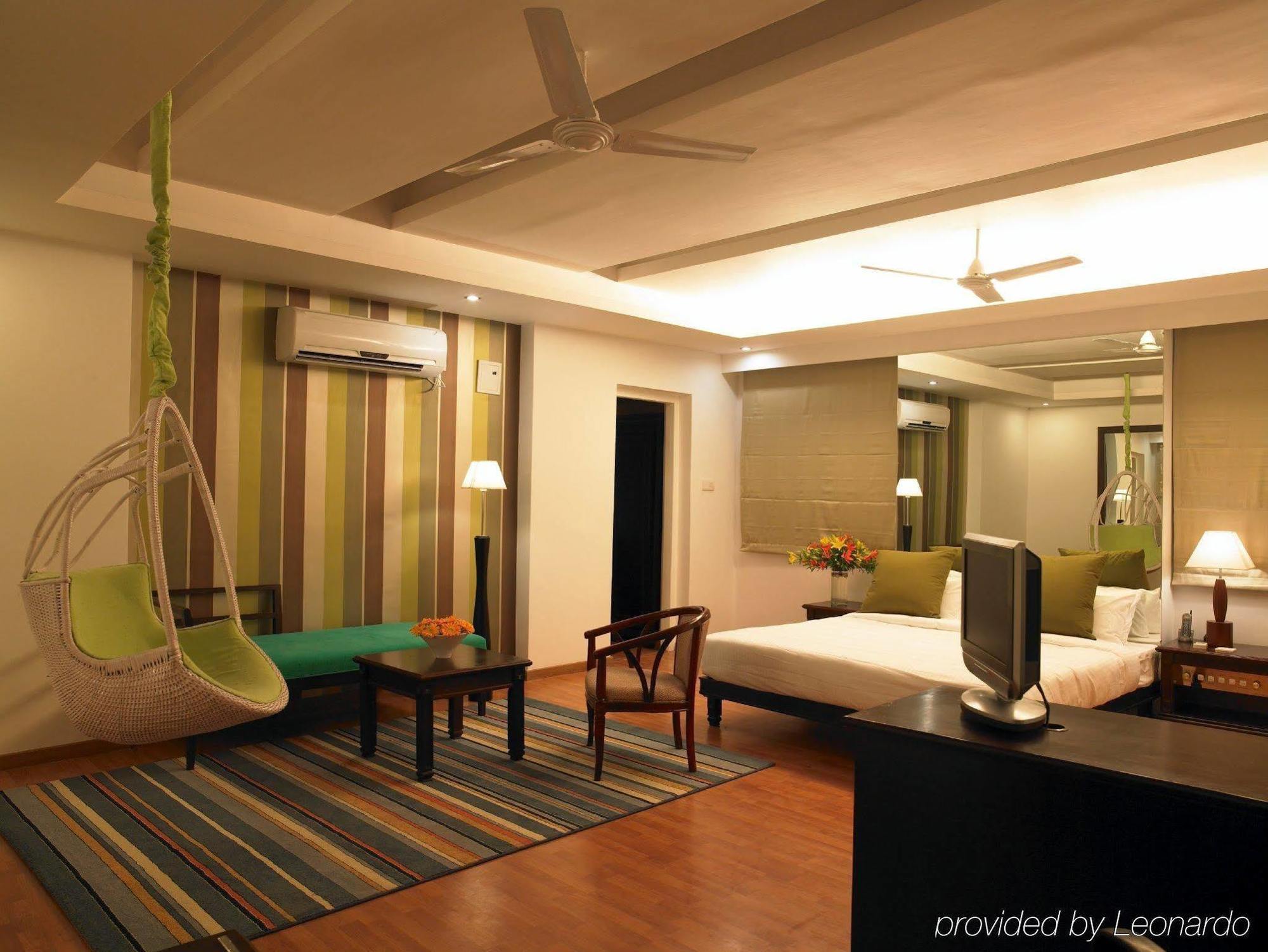 Sandhya Hotel Haïdarabad Extérieur photo